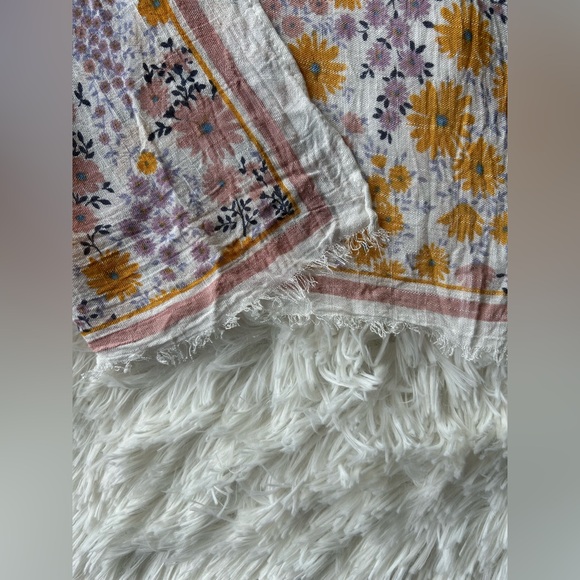 American Eagle | Floral Kimono - Picture 3 of 5